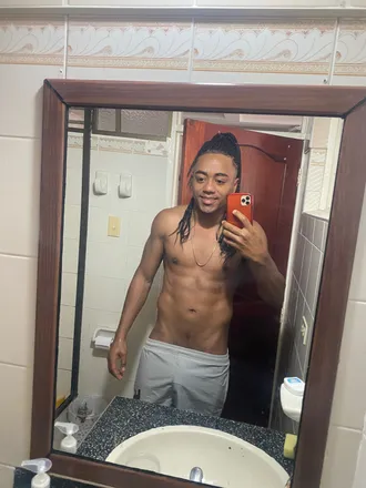 OnlyFans cuenta jose9mena header 2