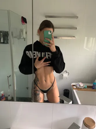 OnlyFans cuenta moreofmartha header 2