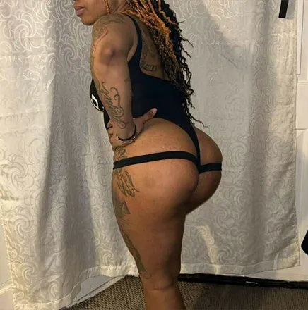 OnlyFans cuenta yslandsworld header 2