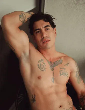 OnlyFans account  elsuavecito avatar 1