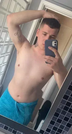 OnlyFans cuenta peachyboy2508 header 2