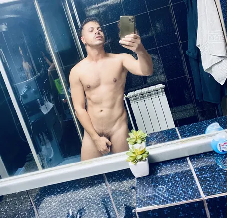 OnlyFans cuenta creed_aventus header 2