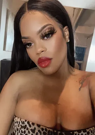 OnlyFans cuenta breebadd1 avatar 1