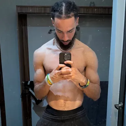 OnlyFans account  foreigntrysts avatar 1