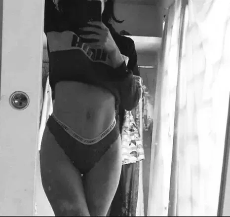 OnlyFans account  karo-line avatar 1