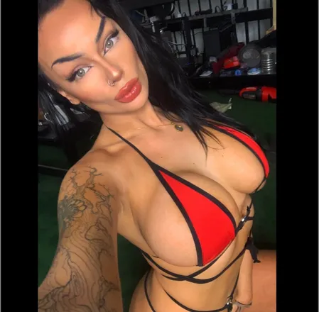 OnlyFans cuenta sashaskfxx header 2