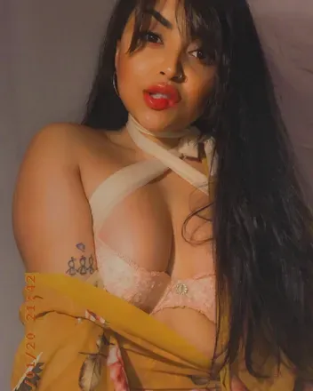 OnlyFans cuenta iamcurvypaola avatar 1