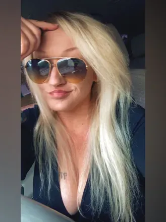 OnlyFans cuenta tits-n-paint avatar 1