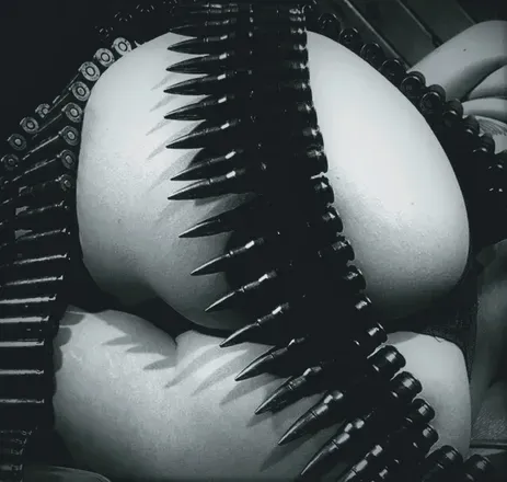 OnlyFans cuenta hellilatex header 2