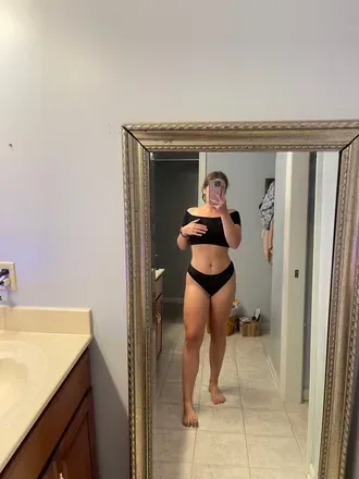 OnlyFans cuenta lillycc3 avatar 1