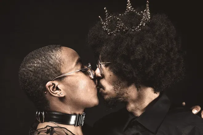 OnlyFans cuenta dorkypeaches header 2