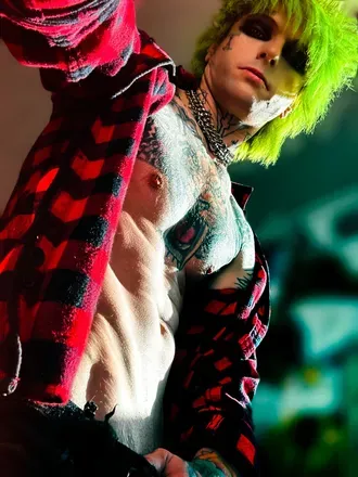 OnlyFans account  hairjordan420 header 2