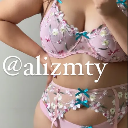 OnlyFans cuenta alizmty header 2