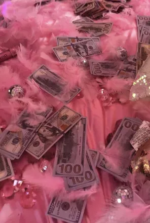 OnlyFans account  bubble_bella header 2
