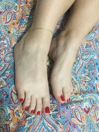 OnlyFans account  beetish header 2