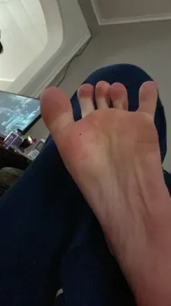 OnlyFans cuenta sofiasfeet98 header 2