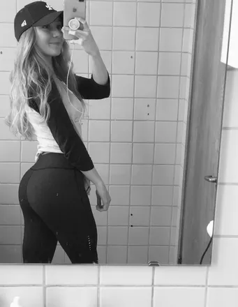 OnlyFans cuenta yourwishcometrue header 2