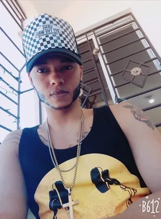 OnlyFans cuenta u225493444 header 2