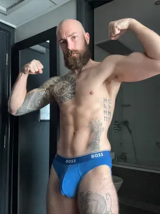 OnlyFans account  masterdomuk avatar 1
