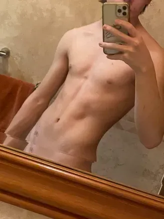 OnlyFans cuenta rougelavin avatar 1