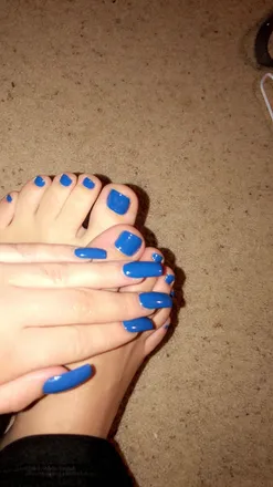 OnlyFans cuenta lookatdemtoes header 2
