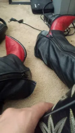 OnlyFans cuenta hornybootstud3 avatar 1