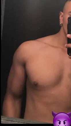 OnlyFans cuenta sebas06reyes02 header 2