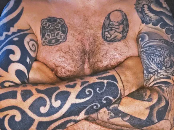 OnlyFans cuenta oliverkum_vip header 2