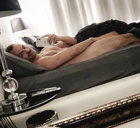 OnlyFans cuenta rioncummings header 2