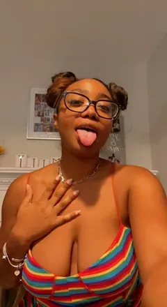 OnlyFans account  moselene avatar 1