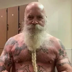 OnlyFans cuenta inkedkilteddad avatar 1