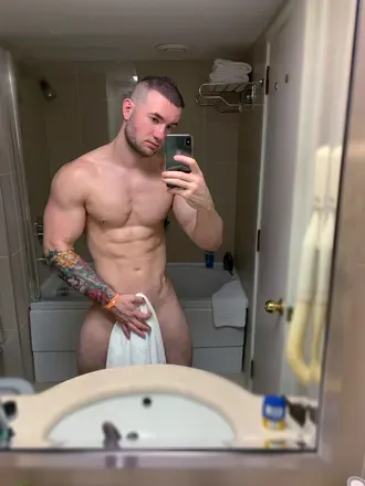 OnlyFans cuenta mickfitness_ avatar 1