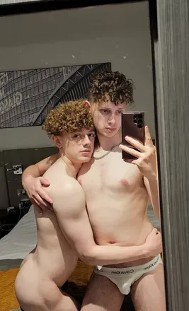 OnlyFans cuenta twinky_couple avatar 1