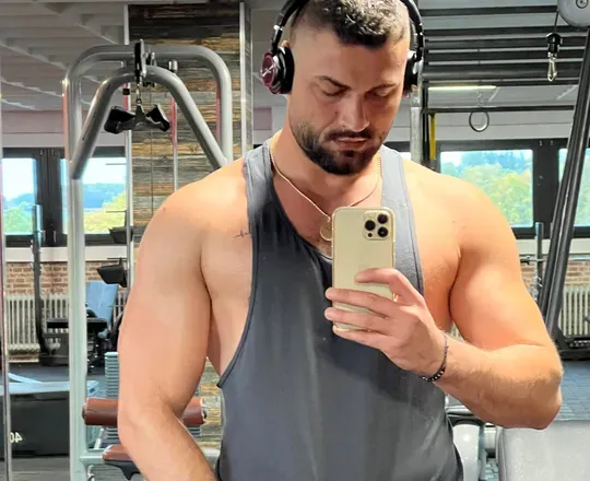 OnlyFans cuenta u233594977 avatar 1