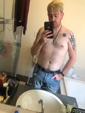 OnlyFans cuenta mikkey_g avatar 1