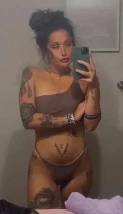 OnlyFans cuenta mickyxoxokattana avatar 1