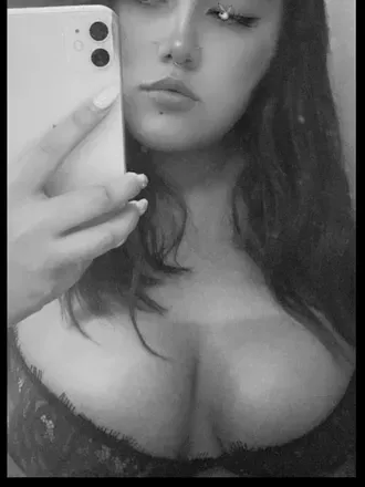 OnlyFans cuenta strawberry3337 avatar 1