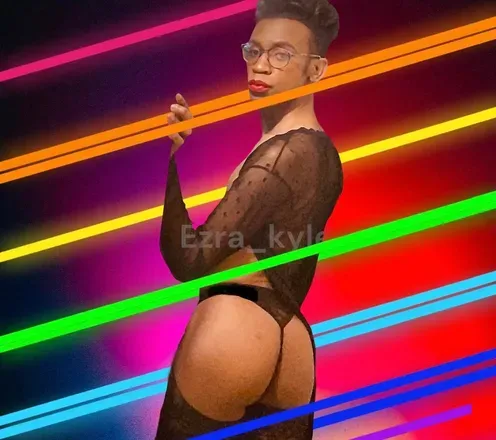 OnlyFans account  ezra_kyle25 avatar 1