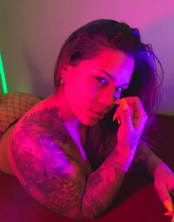 OnlyFans cuenta meow_elaine header 2