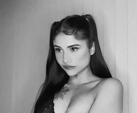 OnlyFans cuenta julivar9as avatar 1
