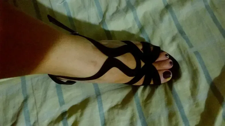 OnlyFans cuenta piecitosatrevidos avatar 1