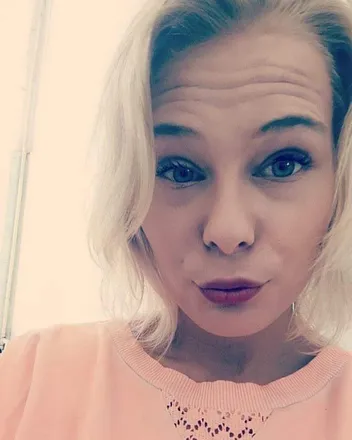 OnlyFans cuenta aureeelia95 header 2