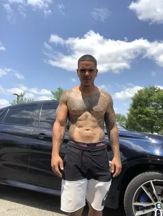 OnlyFans cuenta daddyshark89 avatar 1