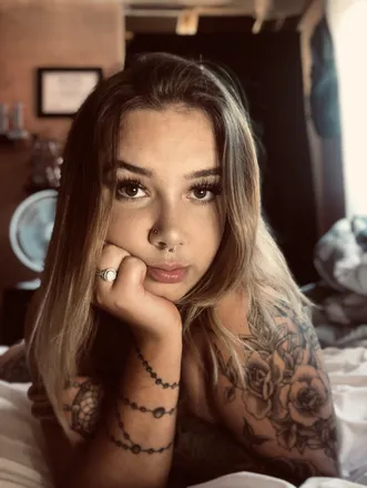 OnlyFans cuenta alexismarie1 avatar 1