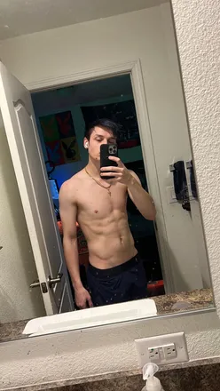 OnlyFans account  ealvx header 2