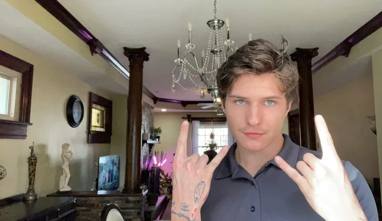 OnlyFans cuenta babyhotboi header 2