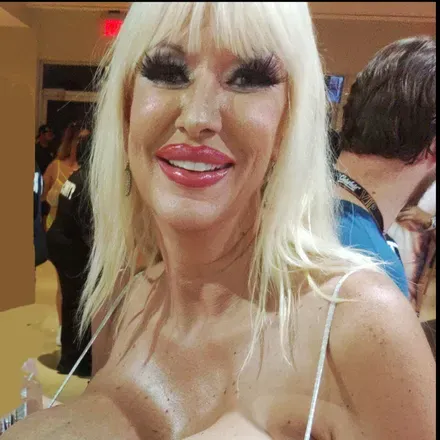 OnlyFans cuenta gianna_woods avatar 1
