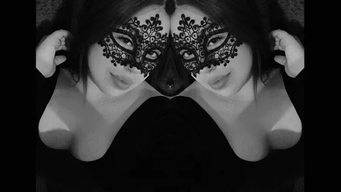 OnlyFans cuenta petitpeccato_offtv header 2