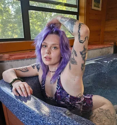 OnlyFans cuenta mythicmaggie avatar 1