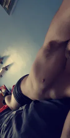 OnlyFans cuenta hung24lad header 2